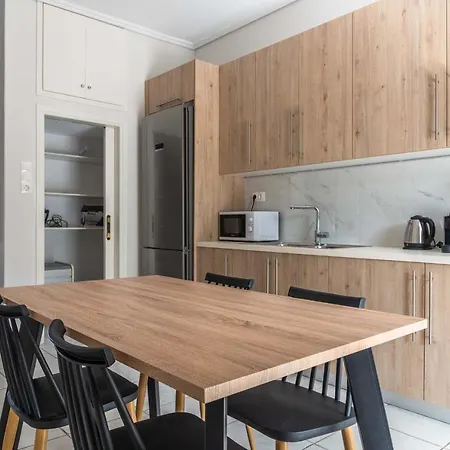 Sunny Escape:Stylish And Roomy Apt In Beach Haven! Néa Mákri Exterior photo