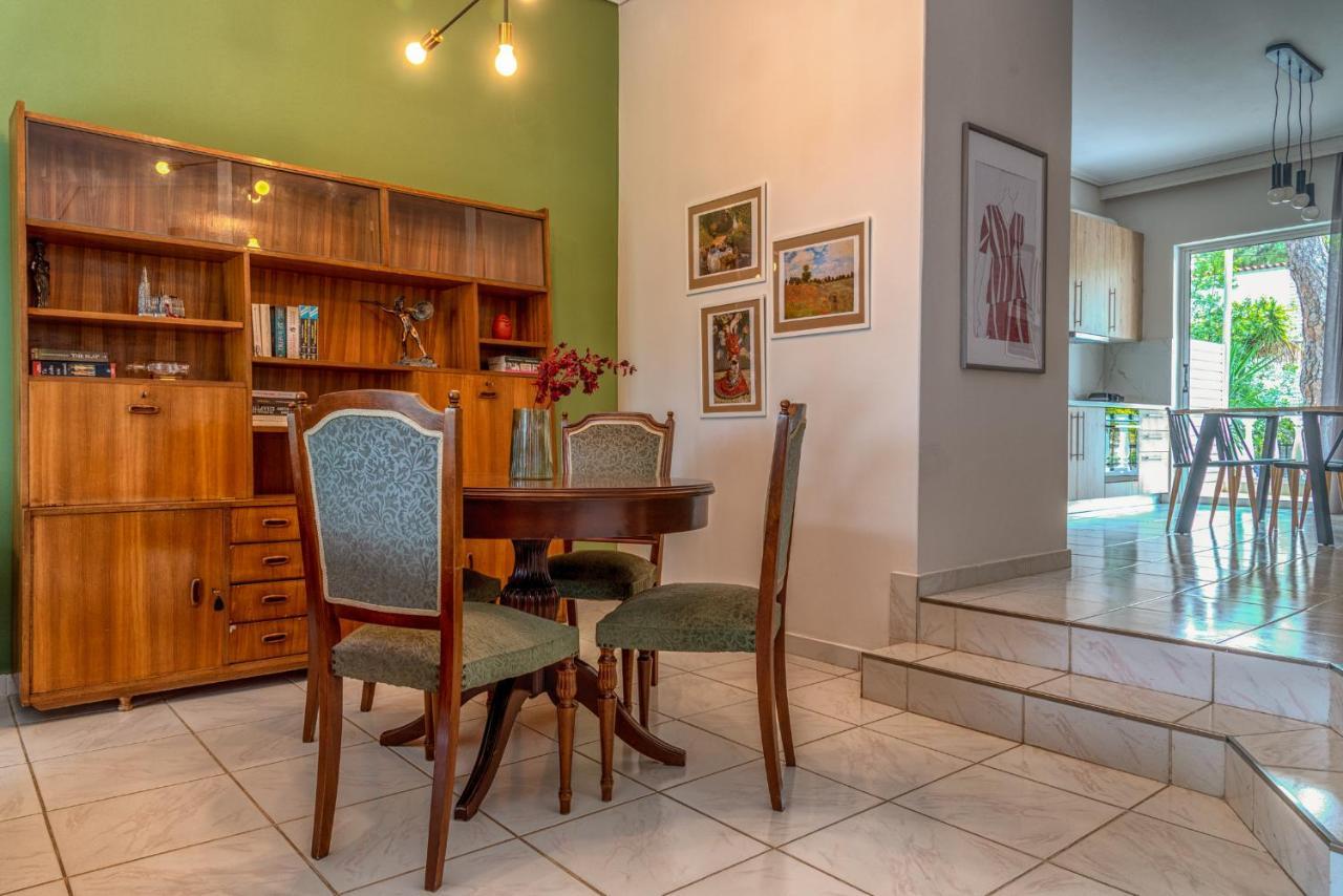 Sunny Escape:stylish And Roomy In Haven! *